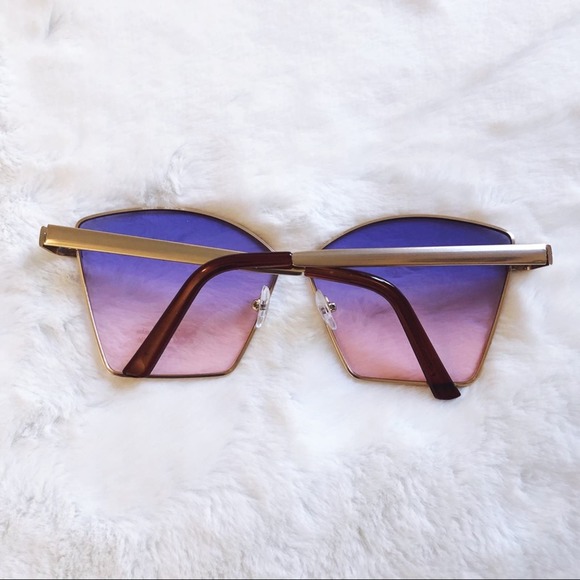 Aubrey Purple Gradient Oversized Sunglasses - Picture 5 of 8